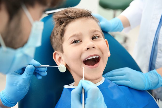 Какие стоматологические проблемы возникают у детей и как их можно решить